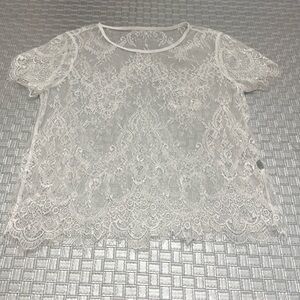 White lace short sleeve top size small